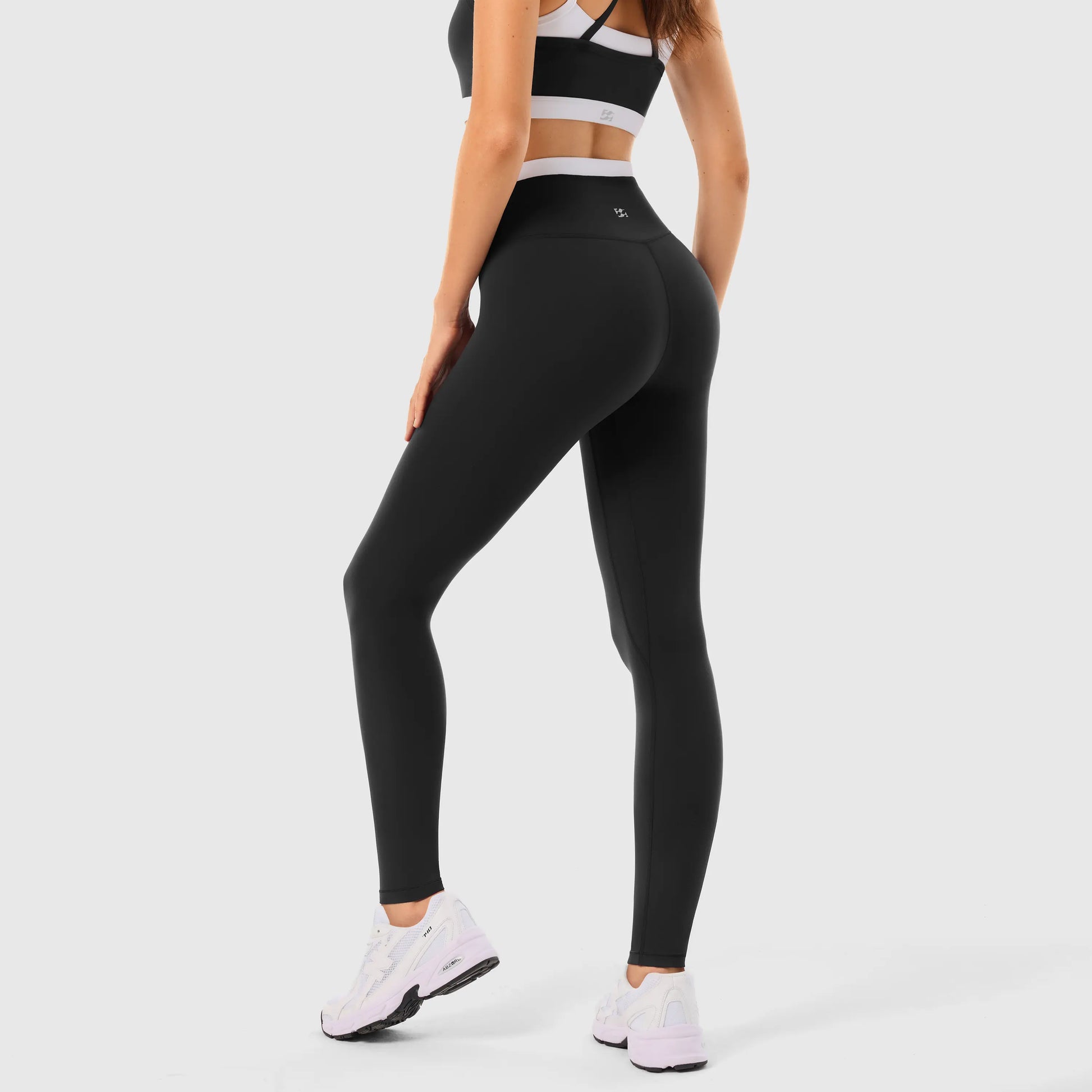 INNO MINT Women'S 2-Piece Matching Workout Set, Women'S Clothes with Seamless Yoga Leggings & Padded Sports Bra for Gym Athletic Use, Two Piece Sets